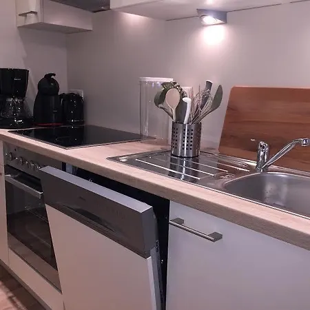 Mischa إنسبروك